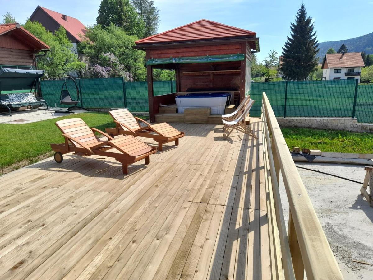 Apartments And Rooms Kod Eli Ravna Gora Εξωτερικό φωτογραφία
