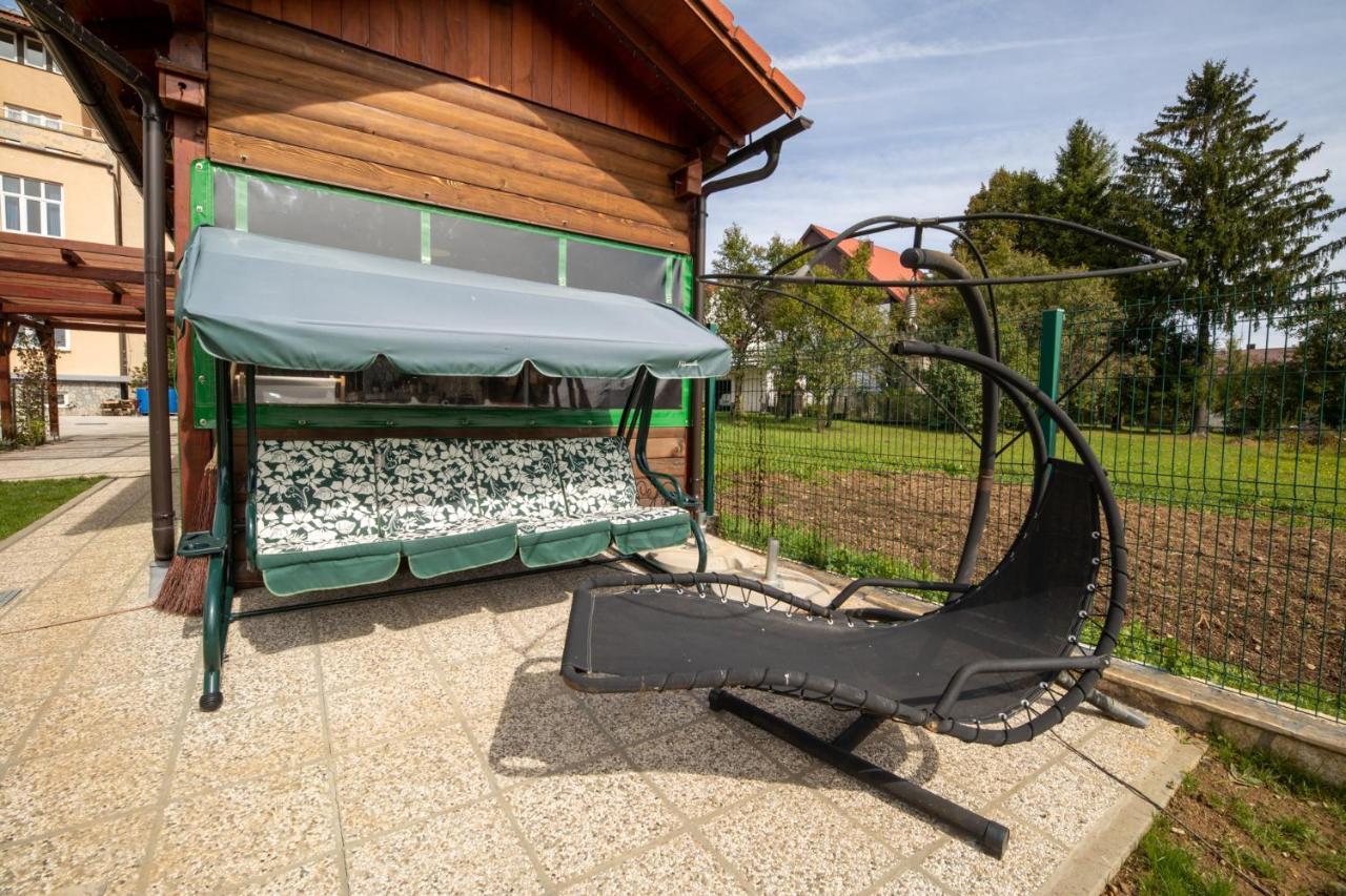 Apartments And Rooms Kod Eli Ravna Gora Εξωτερικό φωτογραφία