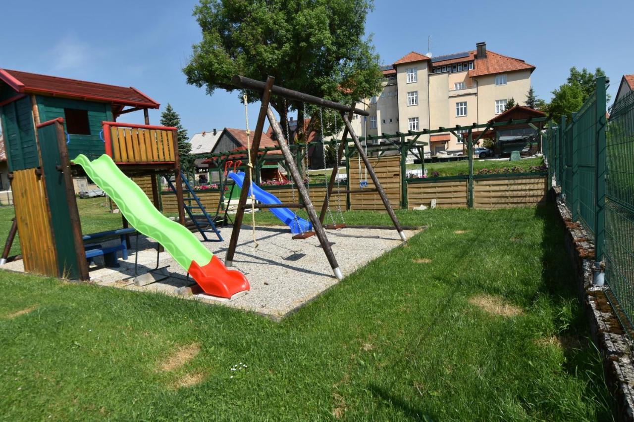 Apartments And Rooms Kod Eli Ravna Gora Εξωτερικό φωτογραφία