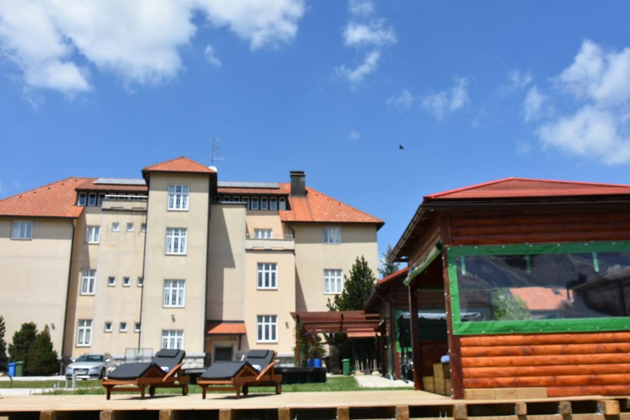 Apartments And Rooms Kod Eli Ravna Gora Εξωτερικό φωτογραφία