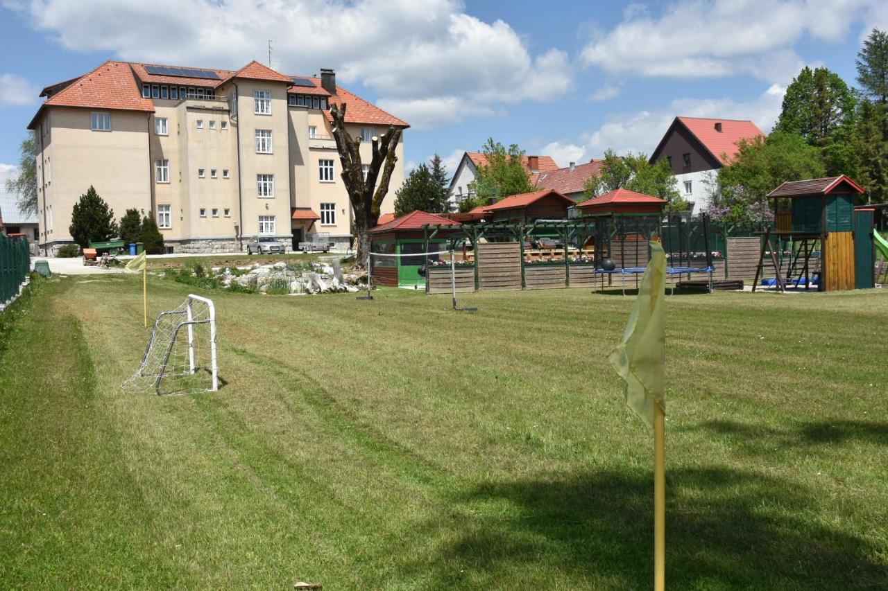 Apartments And Rooms Kod Eli Ravna Gora Εξωτερικό φωτογραφία